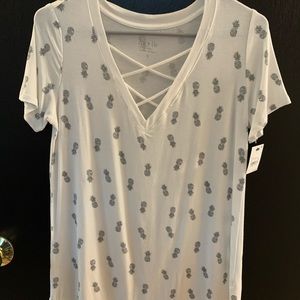 Pineapple shortsleeved shirt